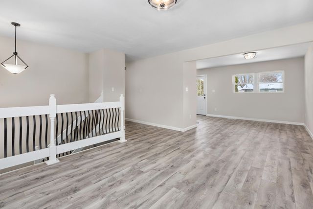 1707 E Chicago Street, Valparaiso, IN 46383