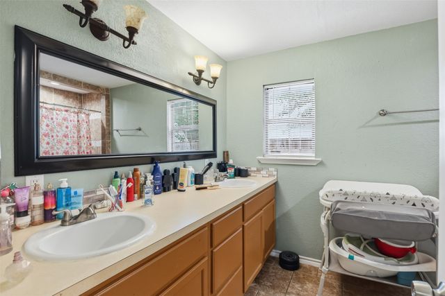 3104 Avenue L, Fort Worth, TX 76105