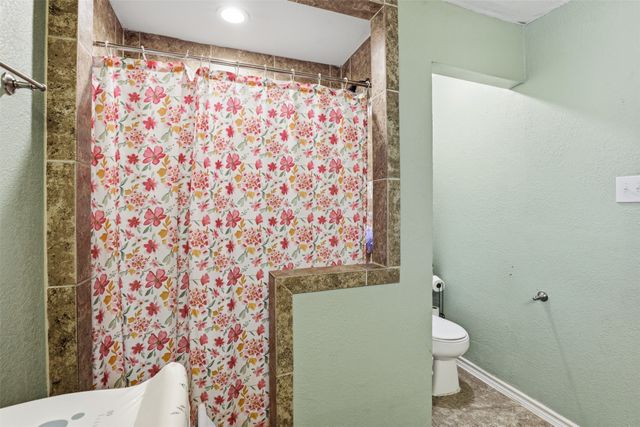 3104 Avenue L, Fort Worth, TX 76105