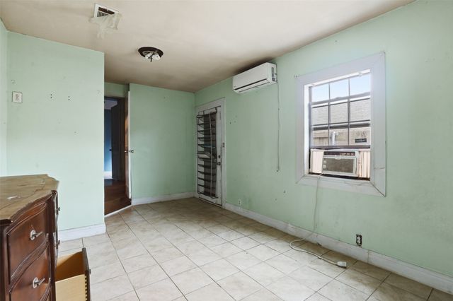 3104 Avenue L, Fort Worth, TX 76105