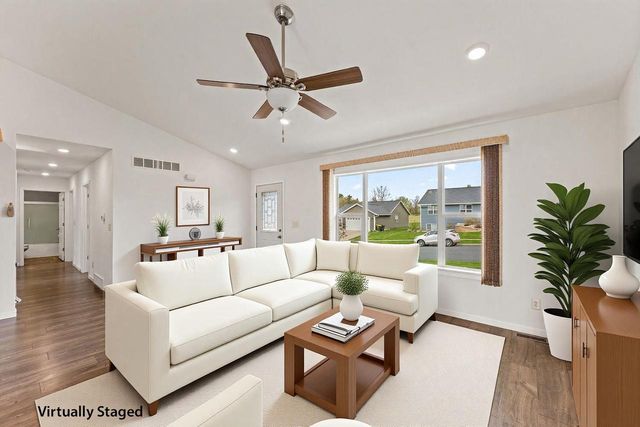 229 Dessa Rain Drive, Reedsburg, WI 53959