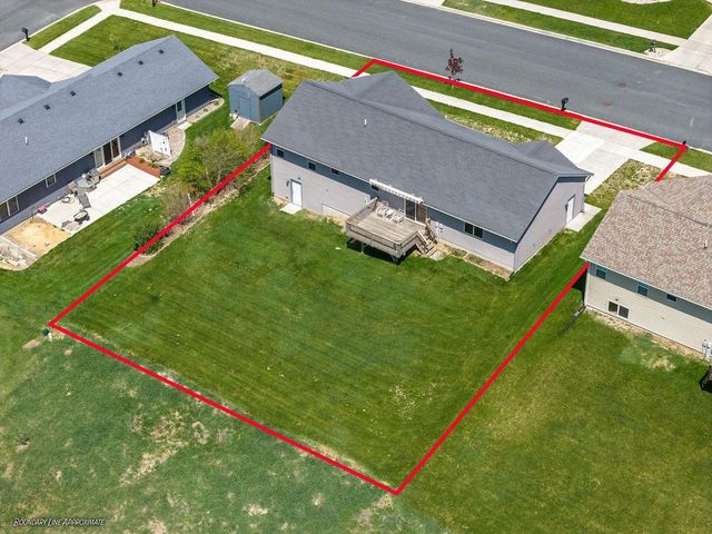 229 Dessa Rain Drive, Reedsburg, WI 53959