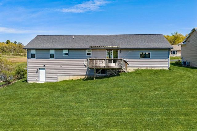 229 Dessa Rain Drive, Reedsburg, WI 53959