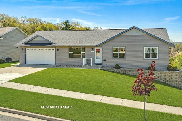 229 Dessa Rain Drive, Reedsburg, WI 53959