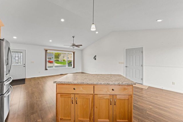 229 Dessa Rain Drive, Reedsburg, WI 53959