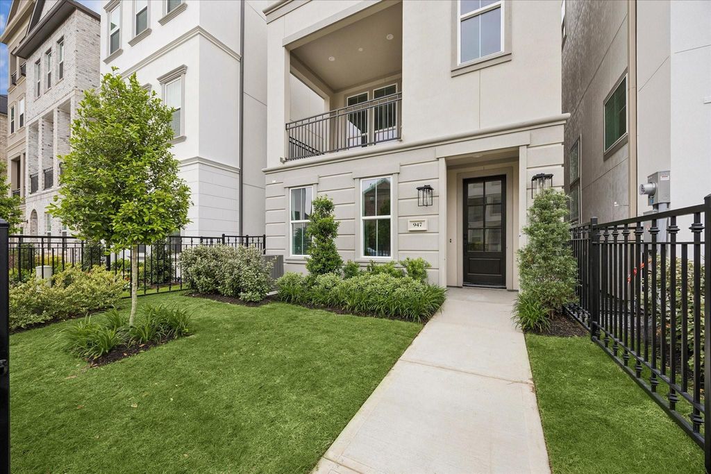 3707 Somerset York Lane, Houston, TX 77055