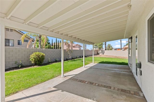 1761 W Townsend Street, Rialto, CA 92377