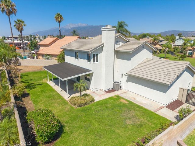 1761 W Townsend Street, Rialto, CA 92377