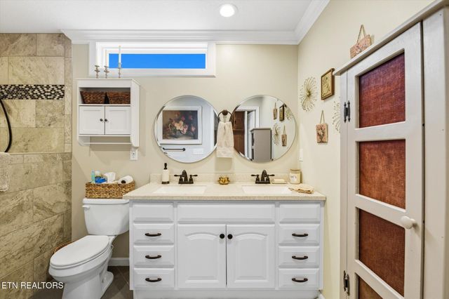 829 Northside Drive, Athens, TN 37303