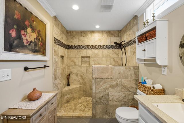 829 Northside Drive, Athens, TN 37303