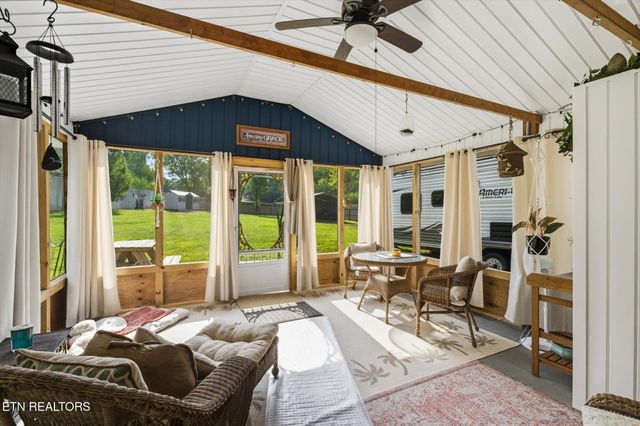 829 Northside Drive, Athens, TN 37303