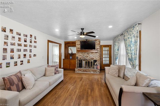 S 1427 Lakeview Boulevard, Lorain, OH 44052
