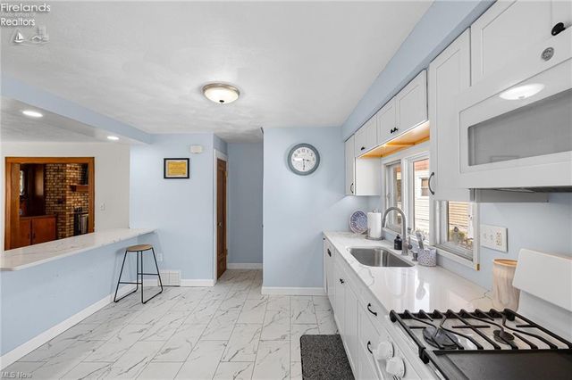 S 1427 Lakeview Boulevard, Lorain, OH 44052