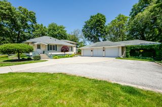 5221 Ridge Road, Stevensville, MI 49127