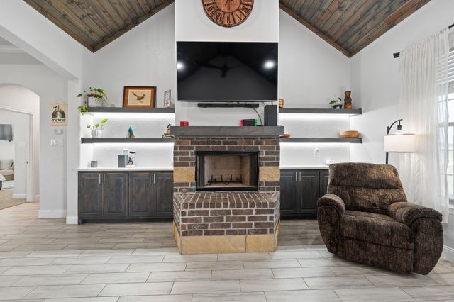3401 Chinaberry Lane, Joshua, TX 76058