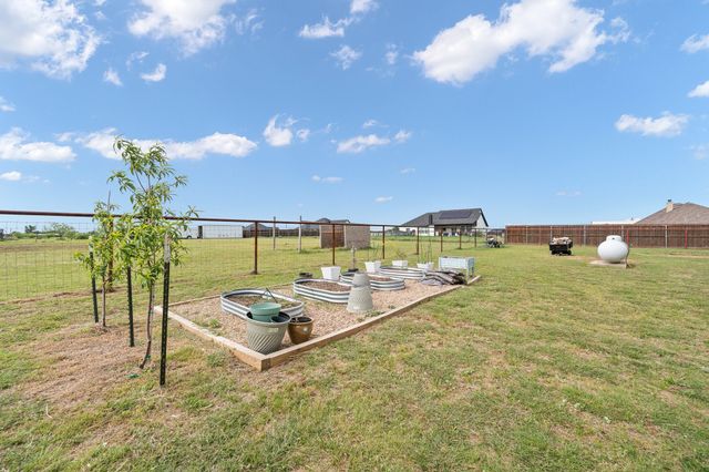 3401 Chinaberry Lane, Joshua, TX 76058