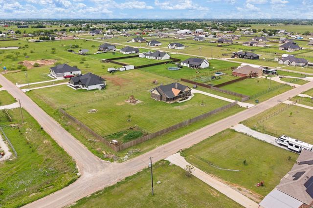 3401 Chinaberry Lane, Joshua, TX 76058