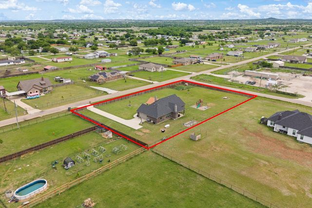 3401 Chinaberry Lane, Joshua, TX 76058