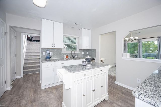 757 Willow Bend DR, Chesapeake, VA 23323