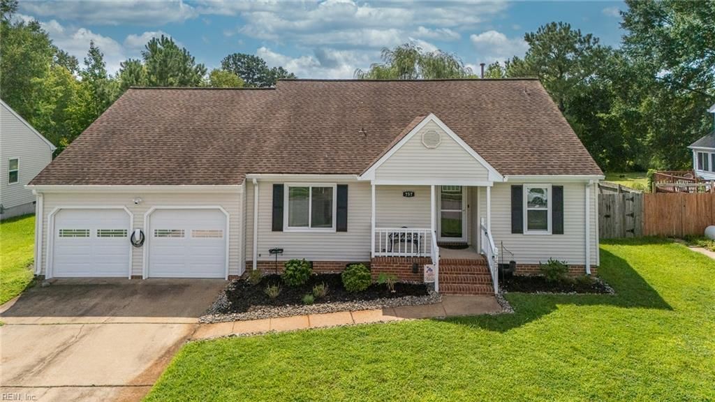 757 Willow Bend DR, Chesapeake, VA 23323