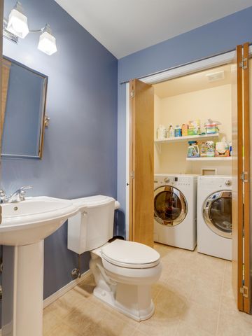 18105 E Crescent Dr, Greenacres, WA 99016
