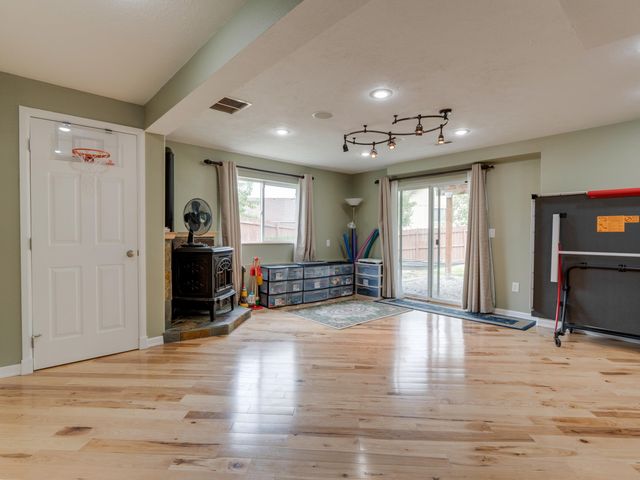 18105 E Crescent Dr, Greenacres, WA 99016