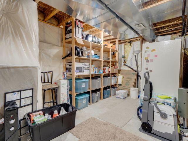 18105 E Crescent Dr, Greenacres, WA 99016