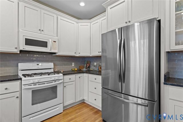 1385 Palmore Rd, Powhatan, VA 23139