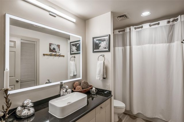 15 Greenway Plaza 5E, Houston, TX 77046