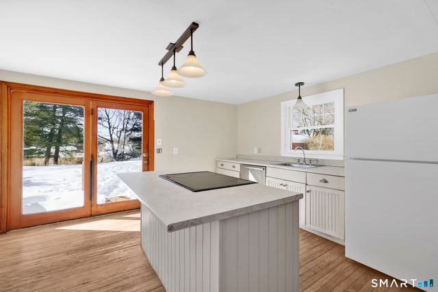 46 Riverview Road, Rocky Hill, CT 06067