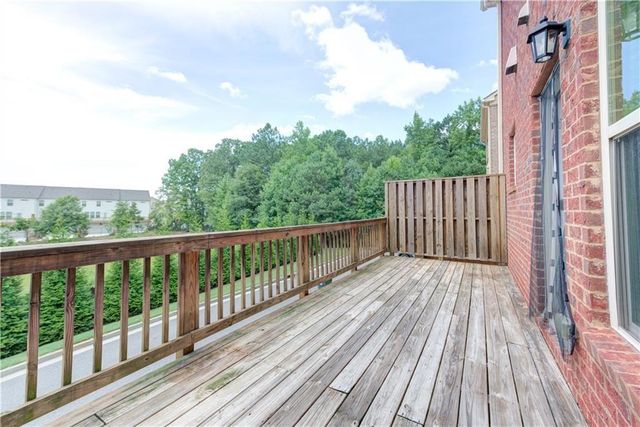 496 Sunset Park Drive, Suwanee, GA 30024