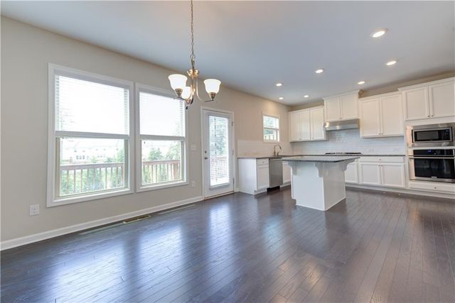 496 Sunset Park Drive, Suwanee, GA 30024