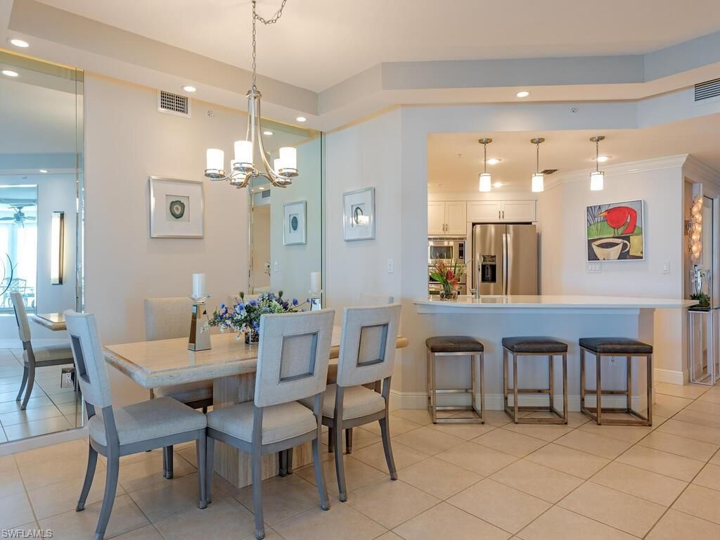 60 Seagate DR 1205, NAPLES, FL 34103 — photo 3