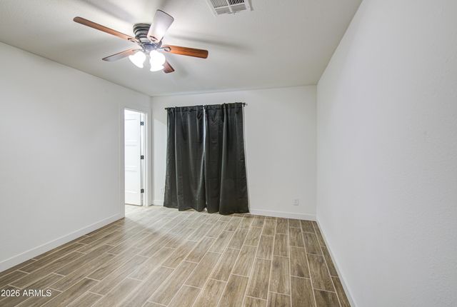 8002 N 42ND Avenue, Phoenix, AZ 85051