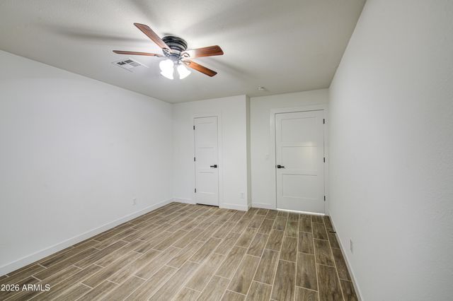 8002 N 42ND Avenue, Phoenix, AZ 85051
