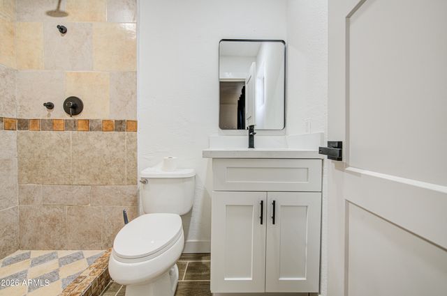 8002 N 42ND Avenue, Phoenix, AZ 85051