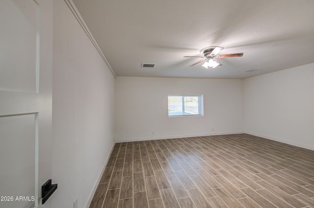 8002 N 42ND Avenue, Phoenix, AZ 85051