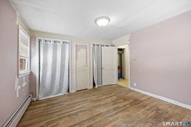 12 Woodside Street, Burlington, CT 06013