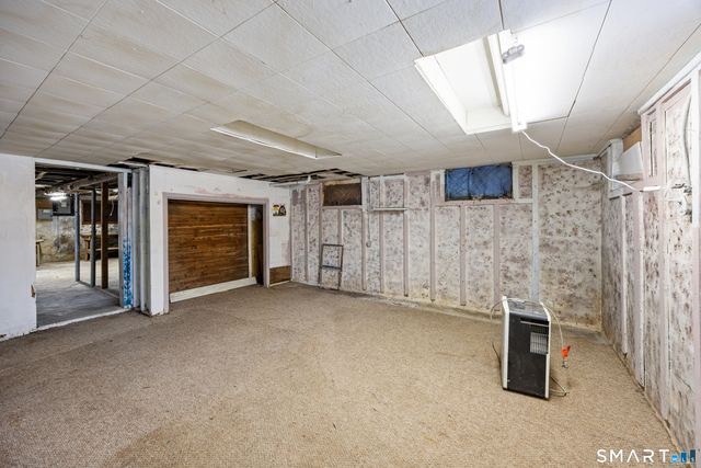 12 Woodside Street, Burlington, CT 06013