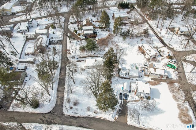 12 Woodside Street, Burlington, CT 06013