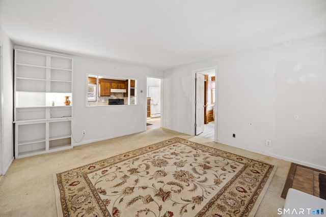 12 Woodside Street, Burlington, CT 06013