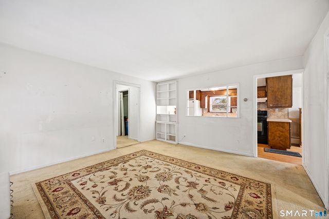 12 Woodside Street, Burlington, CT 06013