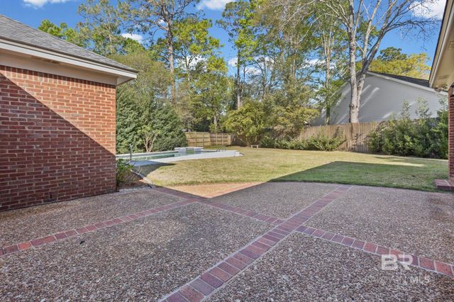 1100 Savannah Drive, Mobile, AL 36609