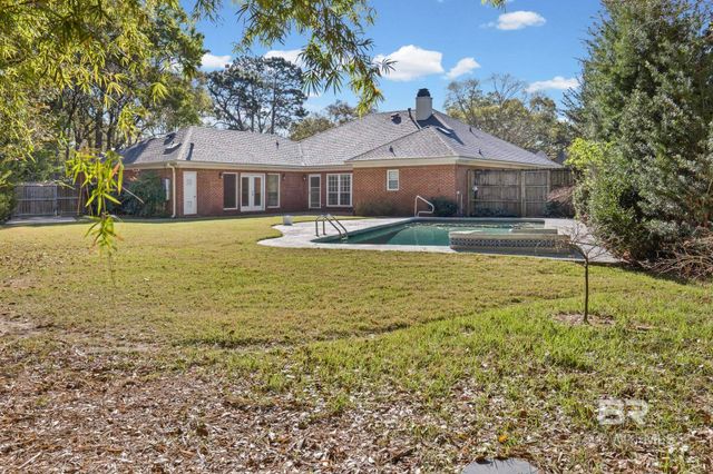 1100 Savannah Drive, Mobile, AL 36609