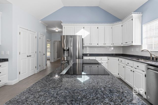 1100 Savannah Drive, Mobile, AL 36609