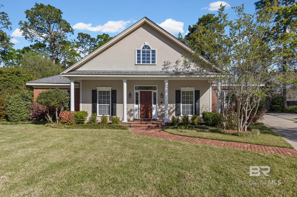 1100 Savannah Drive, Mobile, AL 36609