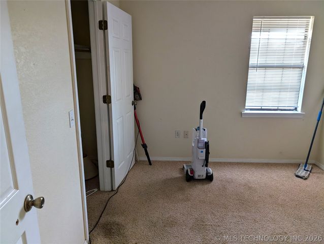 401 S Clover, Whitefield, OK 74472