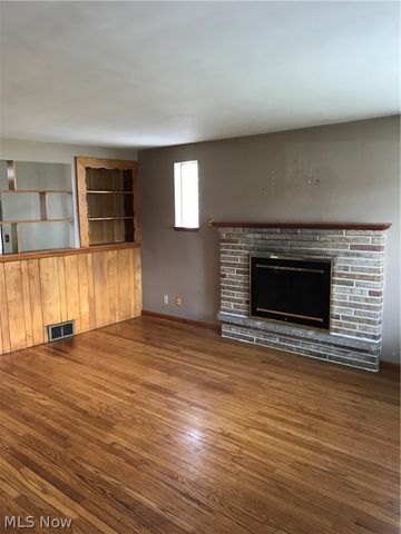 1017 Milford Street NE, Canton, OH 44714