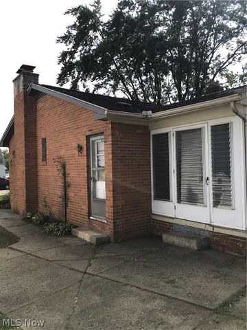 1017 Milford Street NE, Canton, OH 44714
