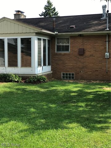 1017 Milford Street NE, Canton, OH 44714